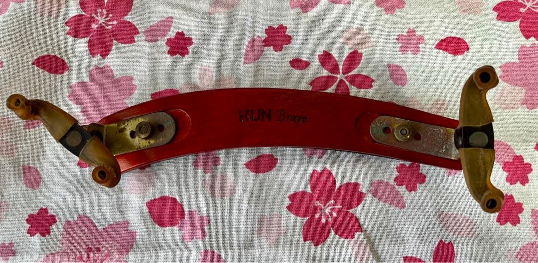 金具経年劣化有　KUN(クン) バイオリン肩当て Bravo(ブラボー) 4/4