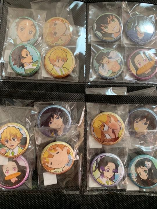 鬼滅の刃 缶バッジ　キメツ学園　くじ引き缶バッジ　コンプリート