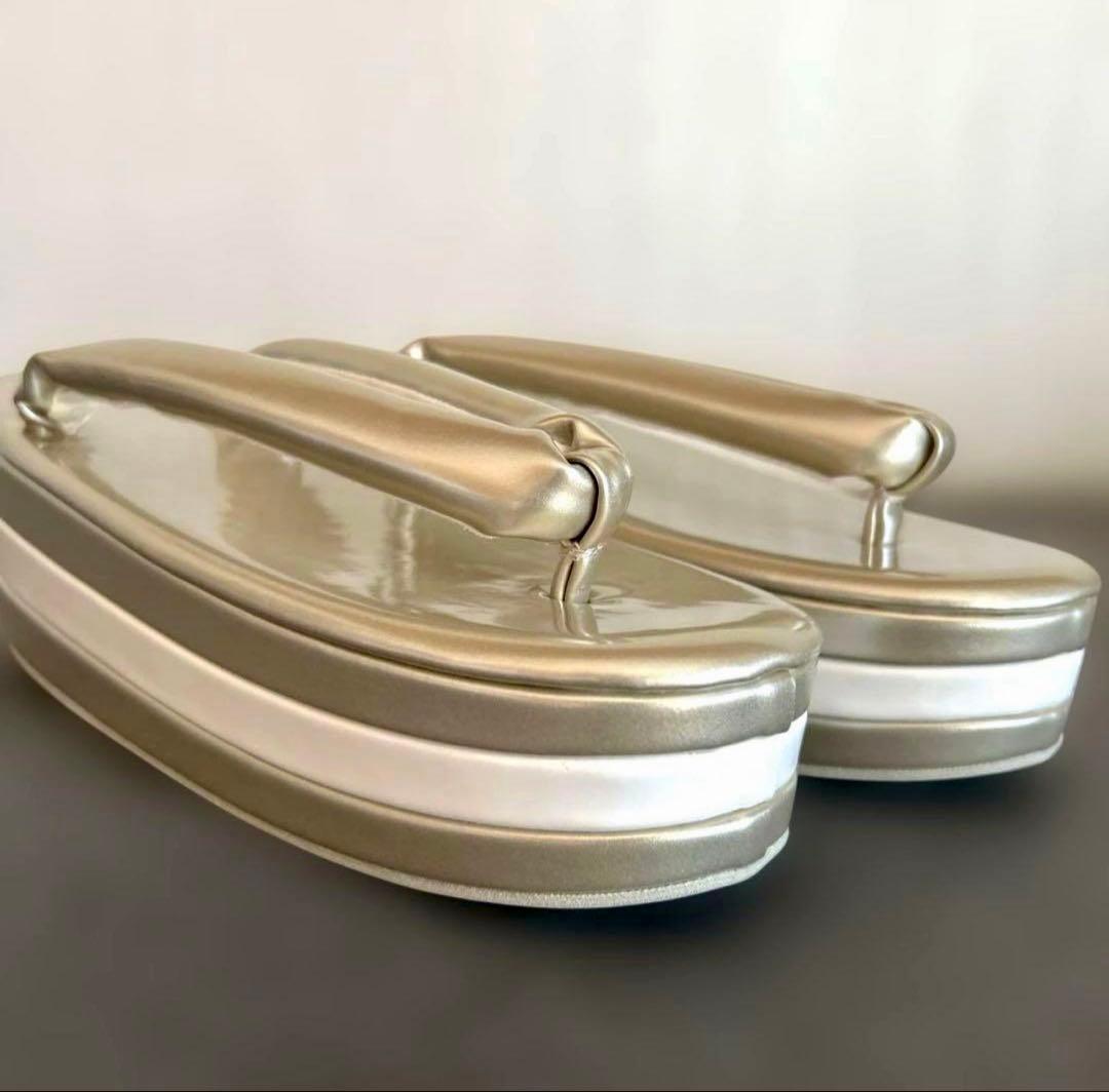 エナメル厚底草履バッグセット／シャンパンゴールド×ホワイト