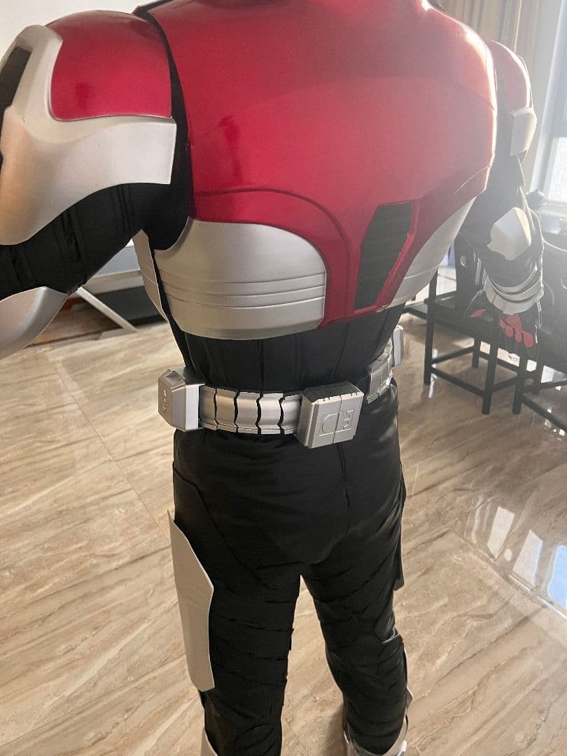 【中古】仮面ライダーカブト（ファイズ） コスプレ衣装 フルセット完成品