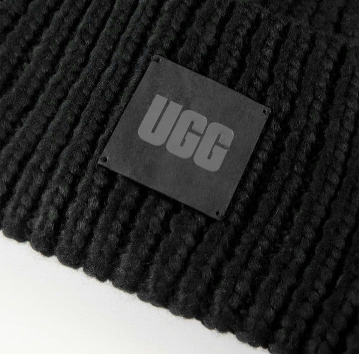 新品未使用　アグ　UGG　ニット帽