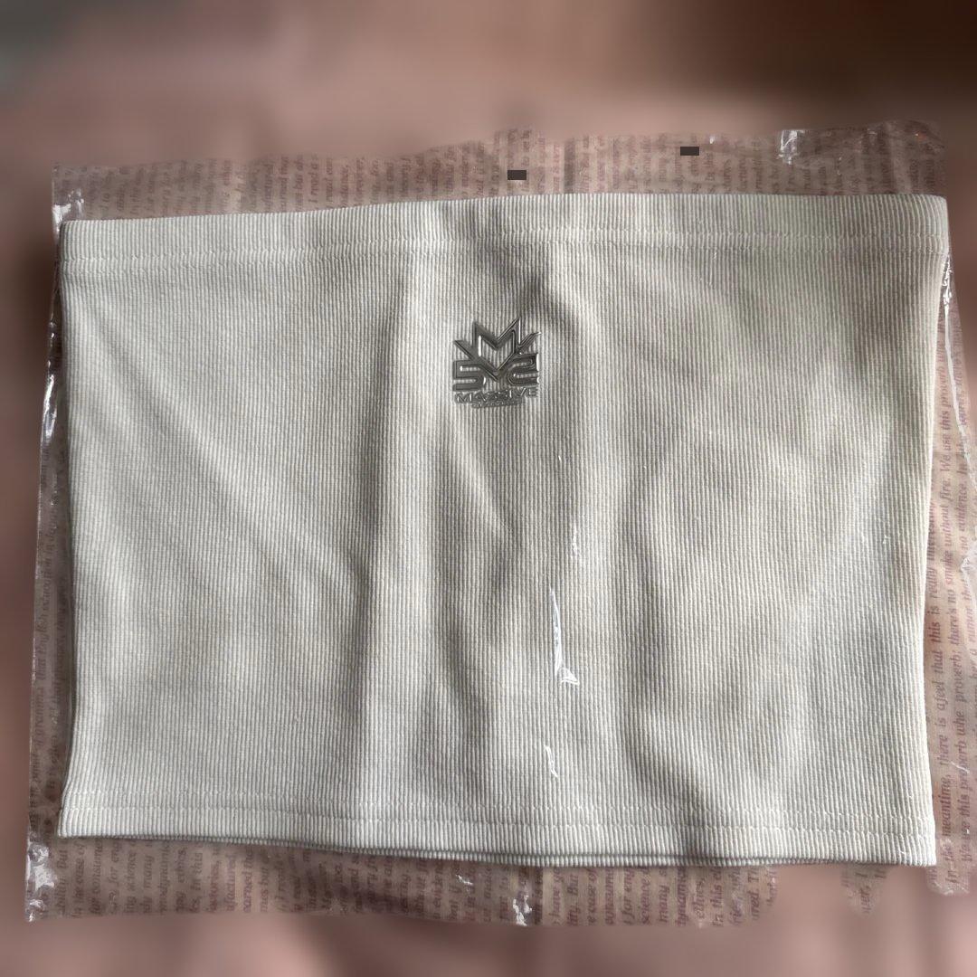 即購入⭕️☪️✨THE RAMPAGE M5VメタルロゴベアトップOFFWHITE