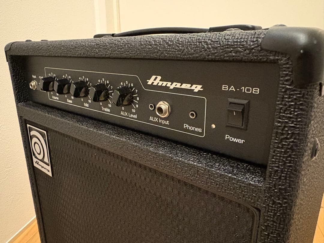 Ampeg BA-108v2 ベースアンプ