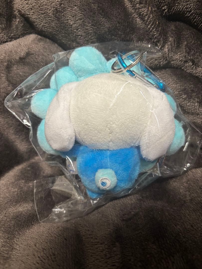 正規品 ミャクミャク シナモンロール 未使用EXPO2025 カラビナ付き