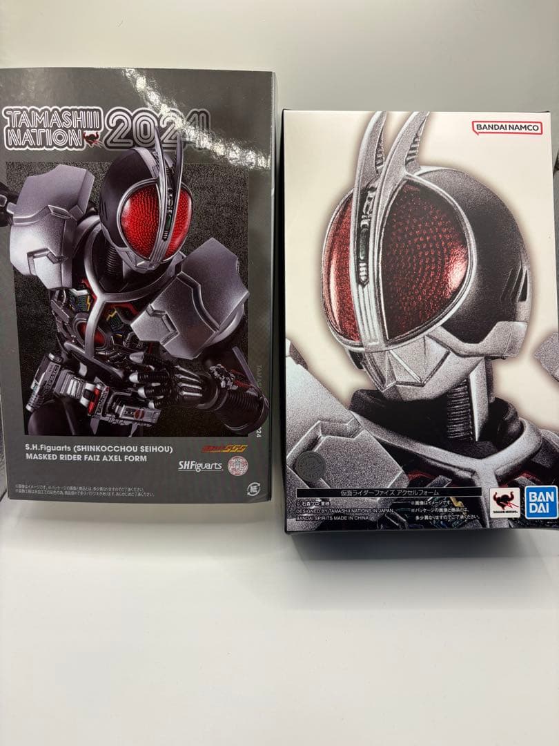 S.H.Figuarts 真骨頂　仮面ライダーファイズ　アクセル