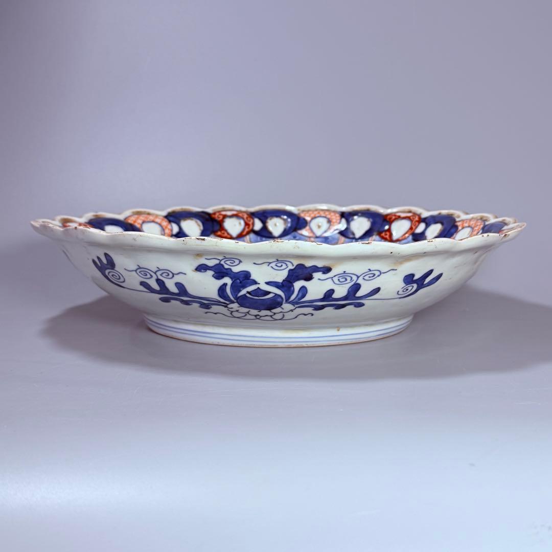 古伊万里　大明成化年製　極細密技巧　亀甲文　直径35.5㎝　赤絵　納め箱付