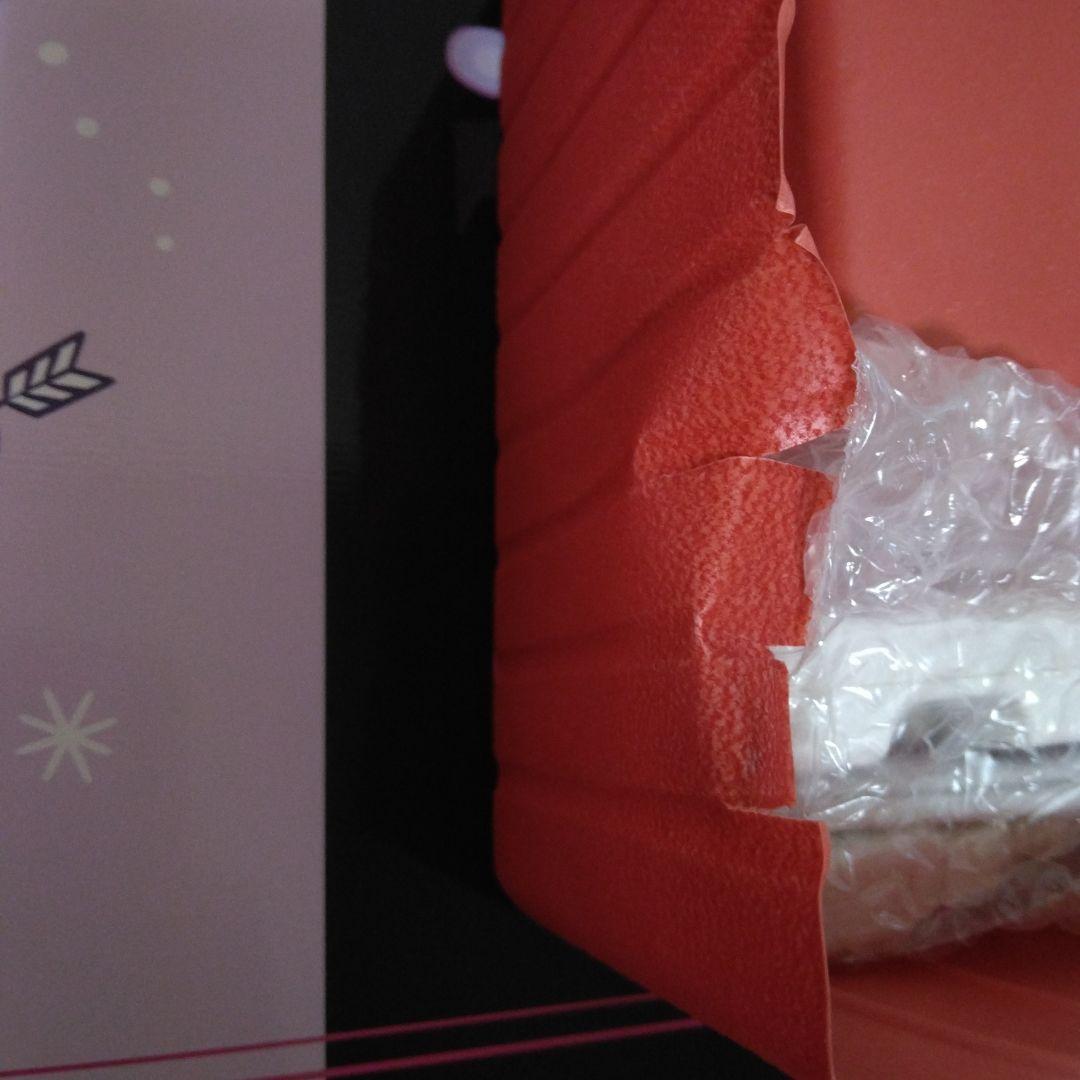 ハローキティ3点セット　デジタルウォッチ　デジタルカメラ　幻のブラウン管テレビ