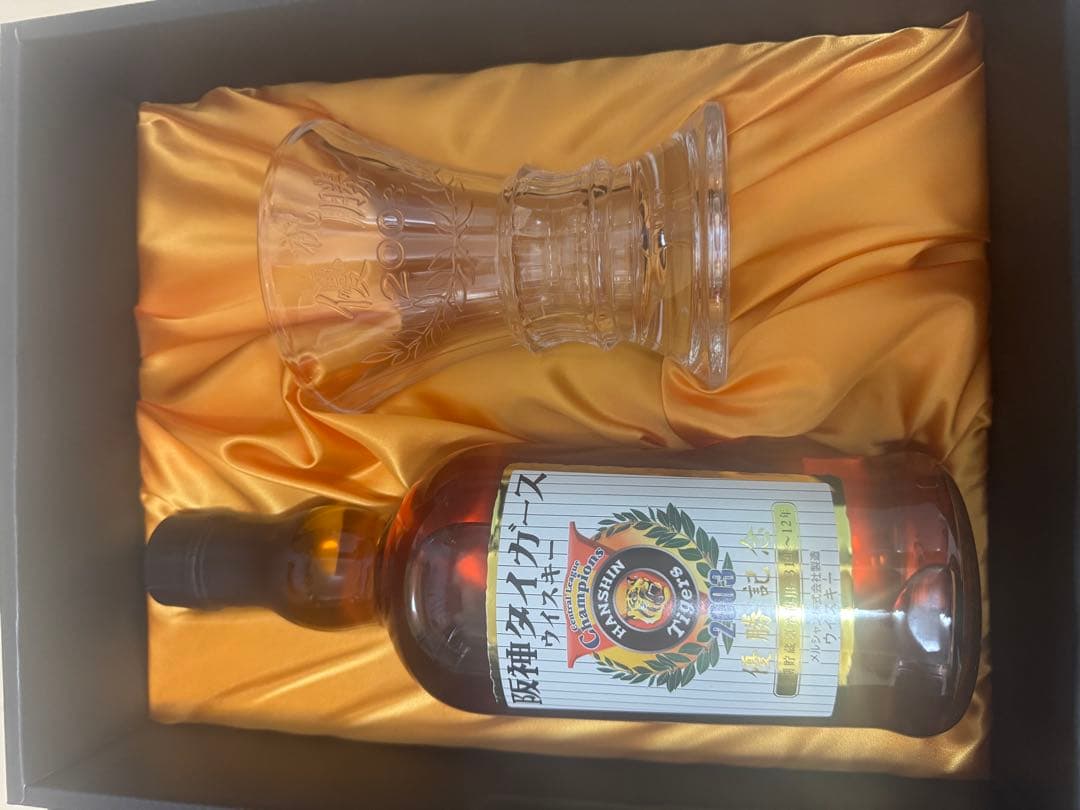 J apan 阪神タイガース　2003年優勝記念ウイスキーセット