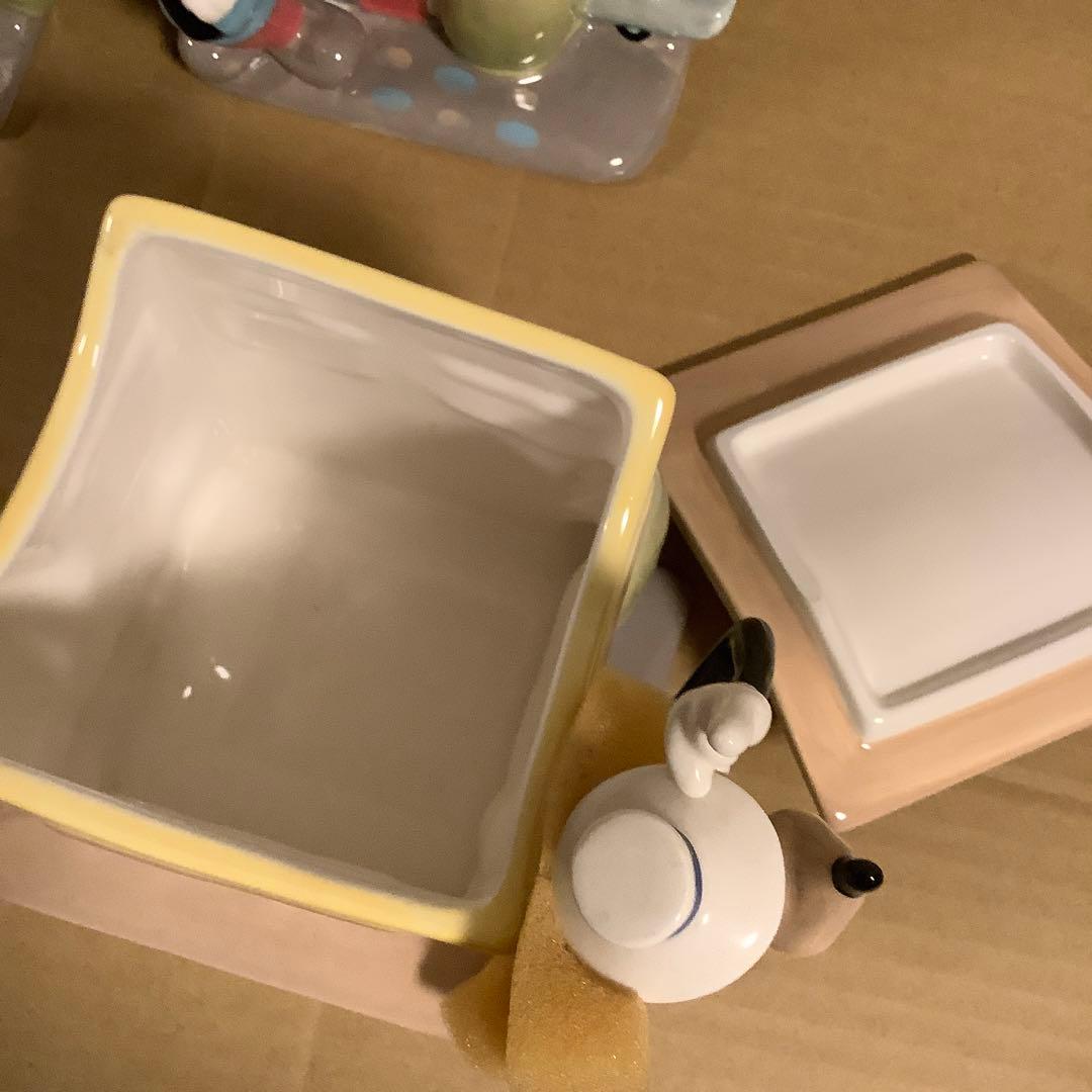 ディズニー　ミッキー・ミニー・グーフィー 陶器フィギュア　収納容器　小物入れ
