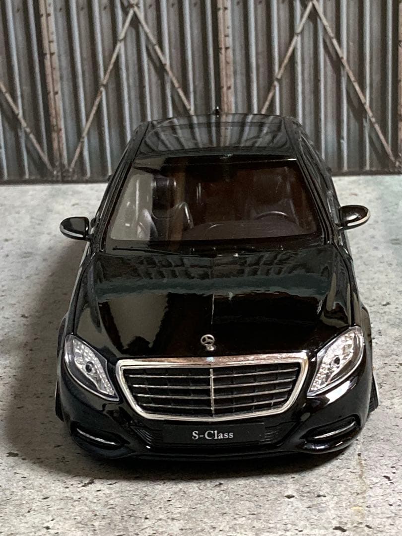 1/24 メルセデスベンツSクラス黒（カスタム品）