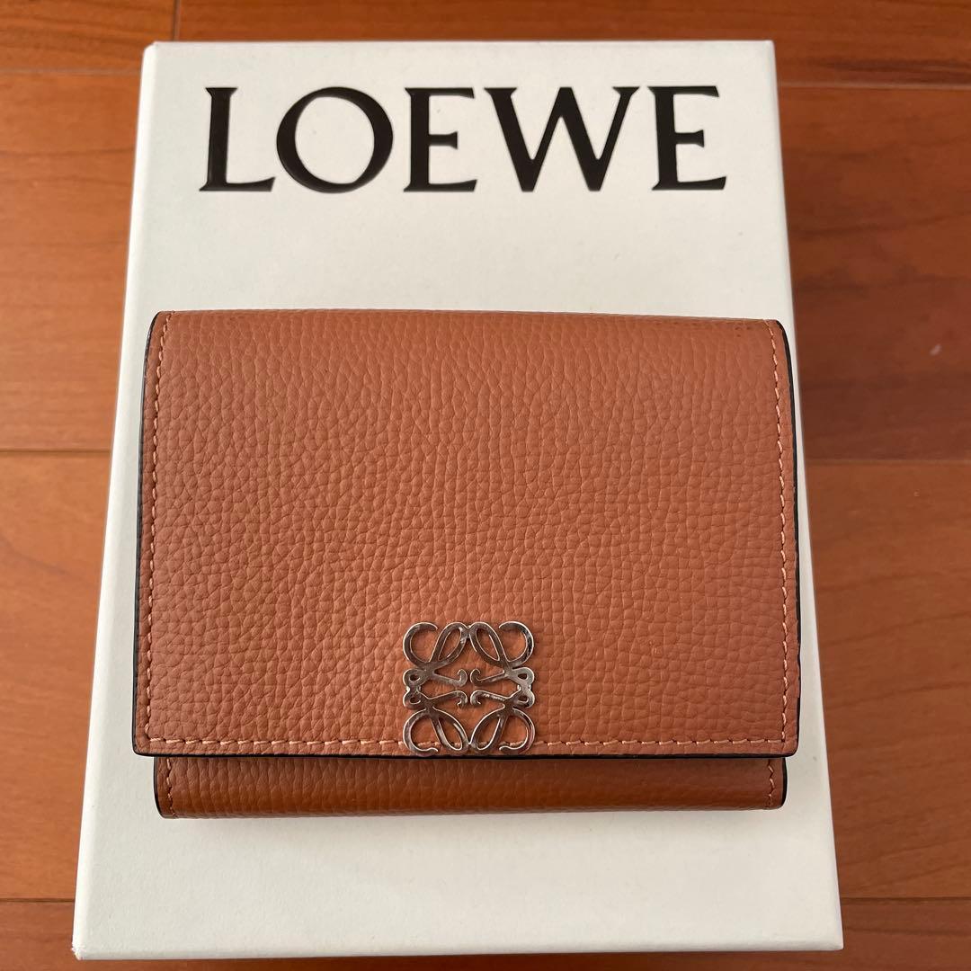 LOEWE ロエベ アナグラム トライフォールド 財布 ブラウン　三つ折り財布