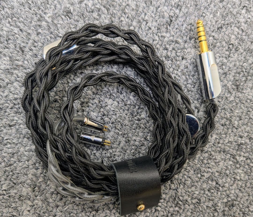 イヤホン 1812 Overture Venom Ultra