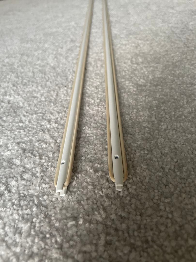 【入手困難】MOEBE POSTER HANGER (white)