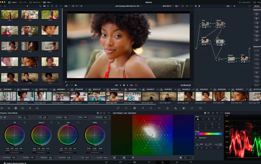 2025年OS] 美品MacBook Pro ／4K／ほぼ新品バッテリー