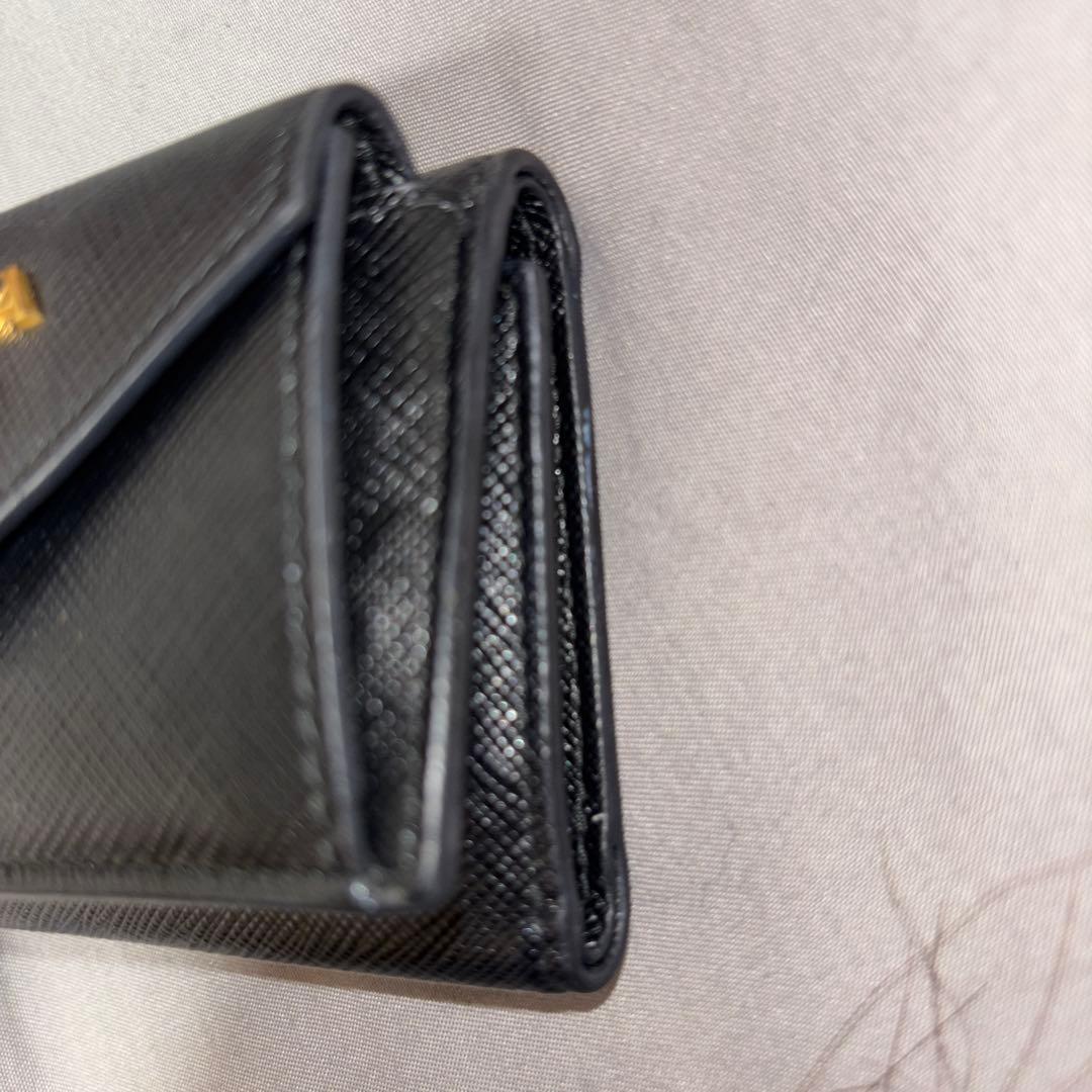 PRADA ブラックレザー 三つ折り財布