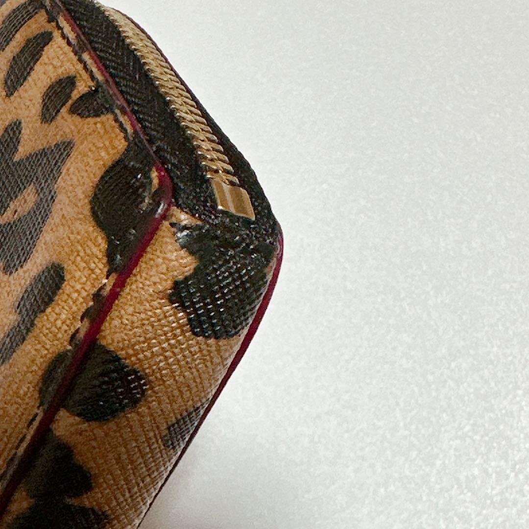 フェラガモ ハート型 レオパード柄 ケース ガンチーニ