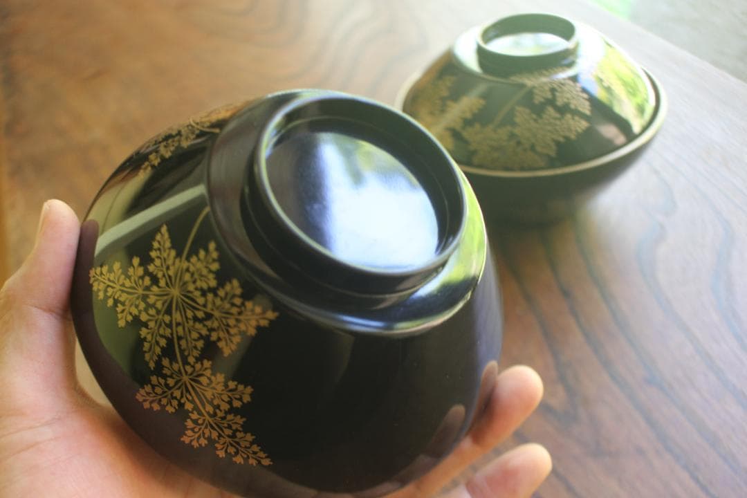 時代逸品！時代内朱金縁黒漆に優美な羊歯蒔絵の映えるお椀2点（検輪島塗蒔絵椀雑煮椀