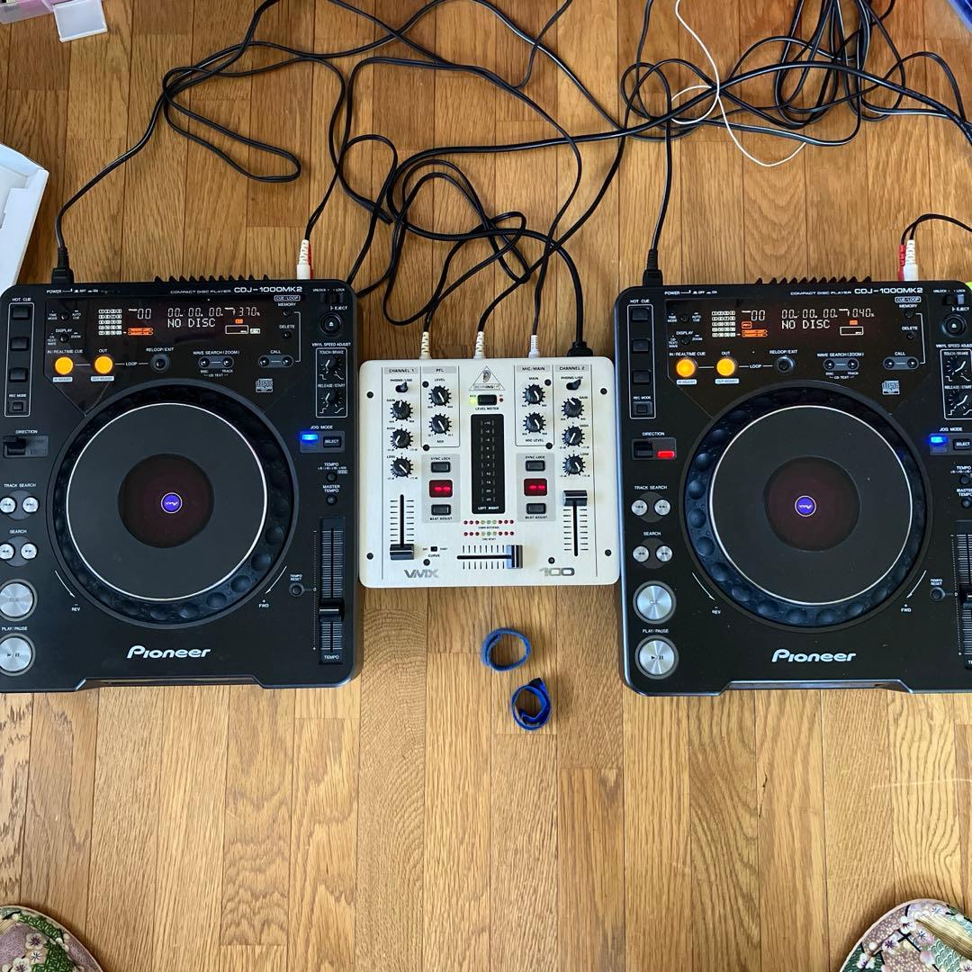 パイオニア　CDJ-1000MK2 BEHRINGERミキサー