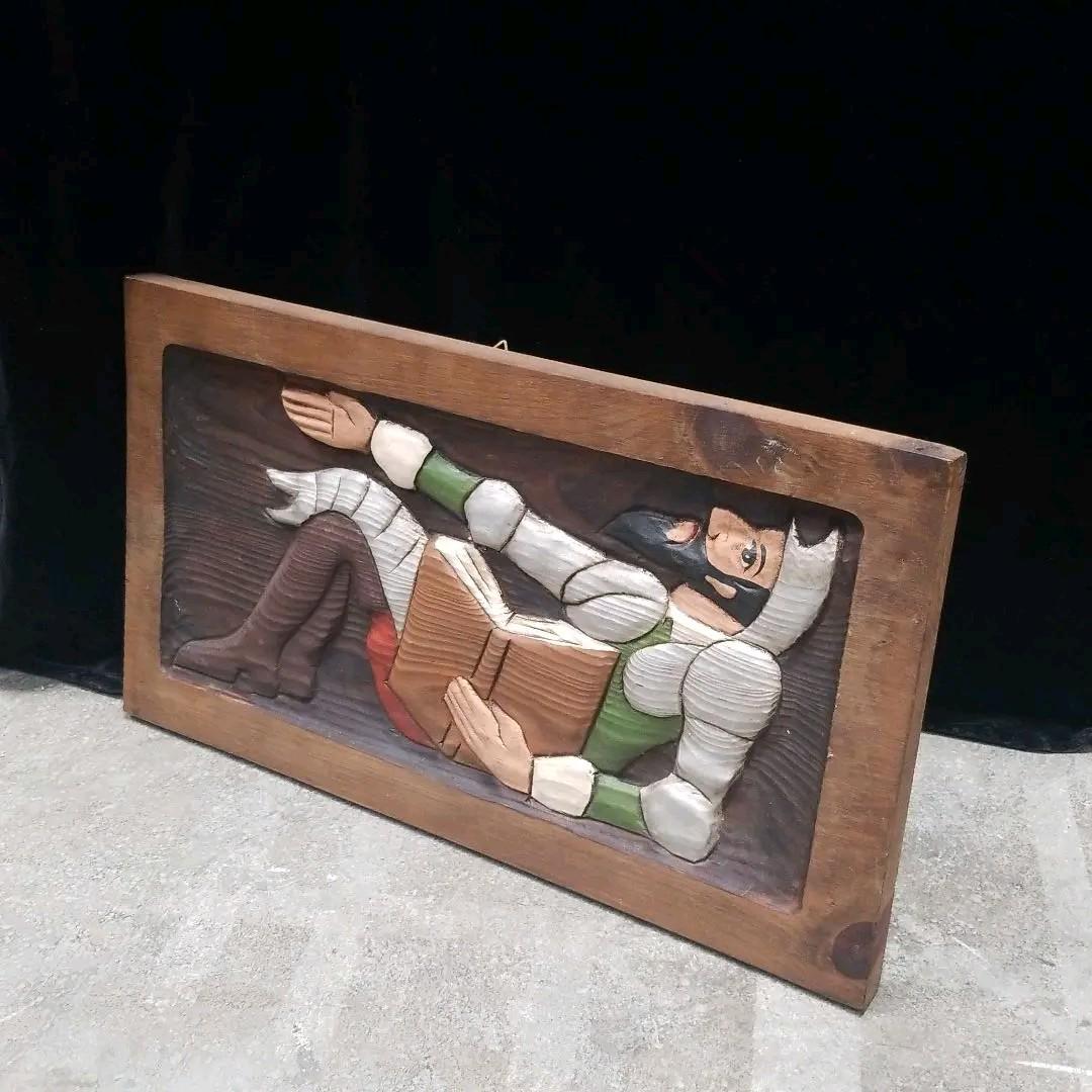 壁掛け　木彫