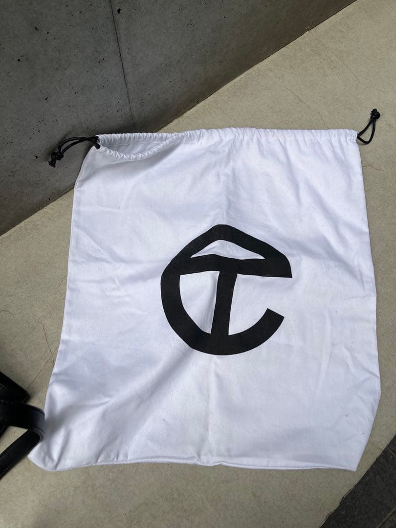 テルファー　バック