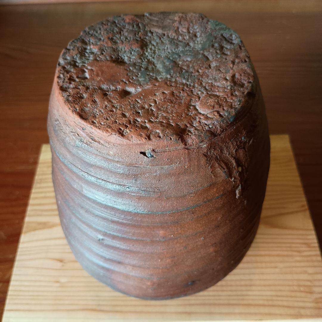 古備前 青胡麻窯変波状文壷　 窯印／　室町