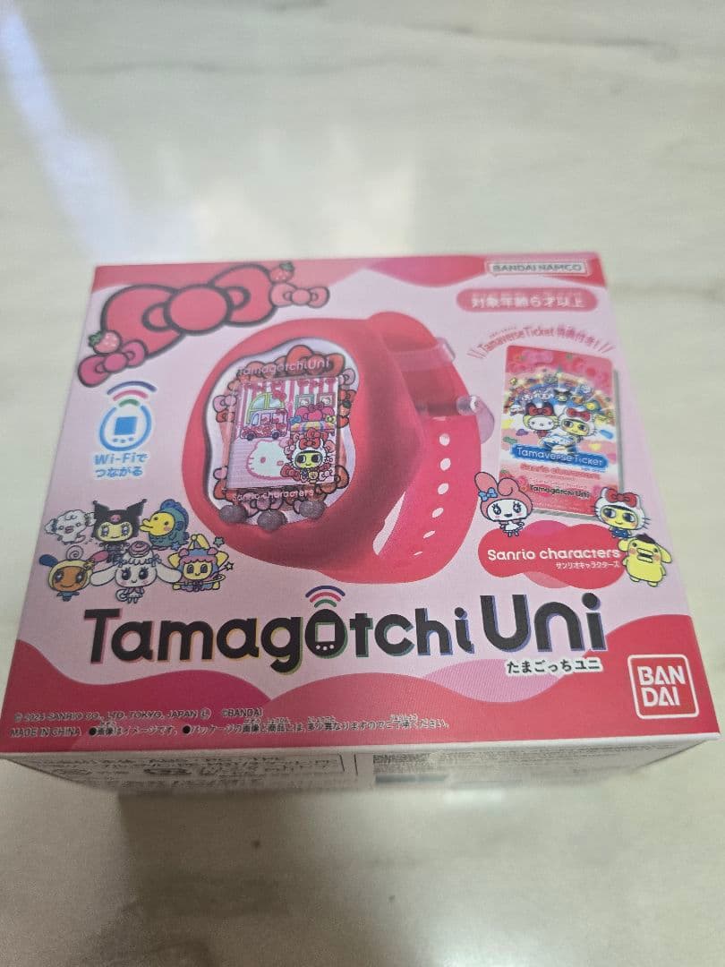 【新品未開封】Tamagotchi Uni サンリオキャラクター ピンク