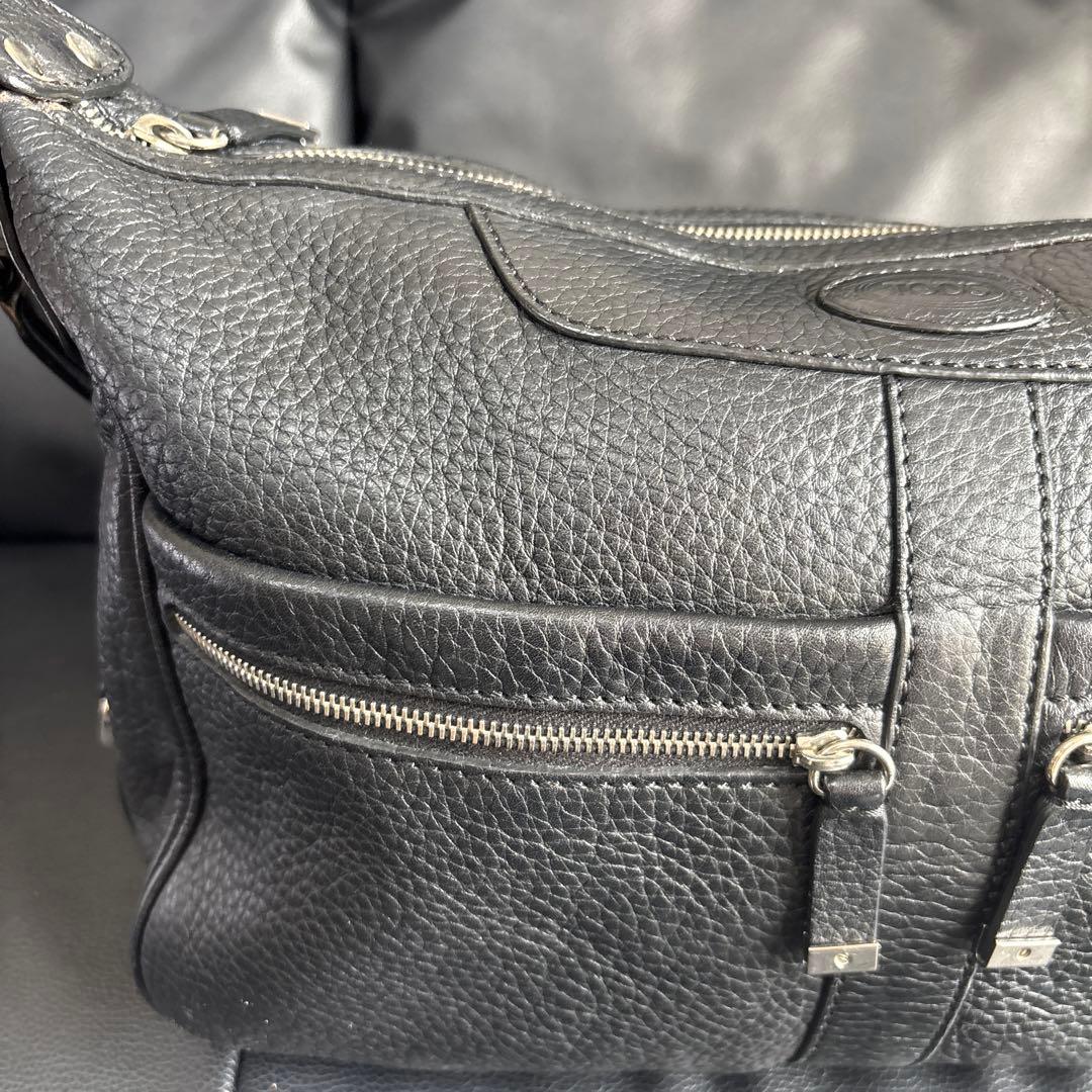 美品TOD'S レディースショルダーバッグ　ワンショルダーバッグ