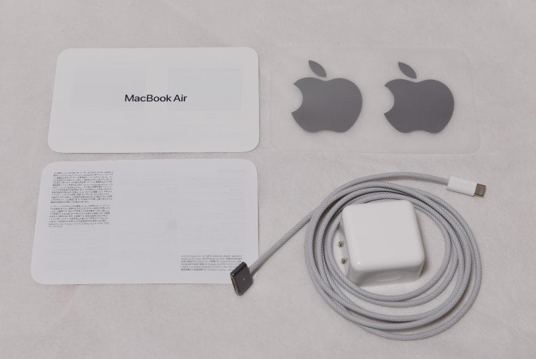 US配列 Apple MacBook Air M2 10コアGPU 512GB