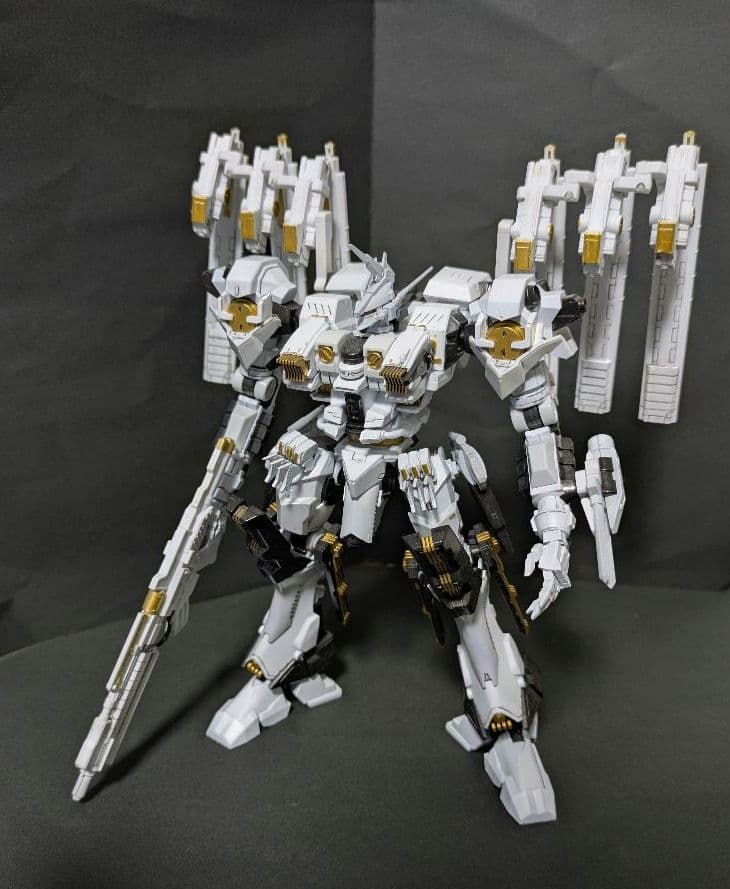 アーマードコア　ノブリス・オブリージュ　塗装完成品