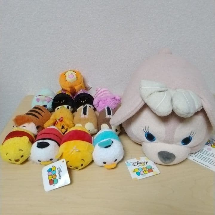 ディズニーストア　TSUM TSUM　ぬいぐるみまとめ売り　14点