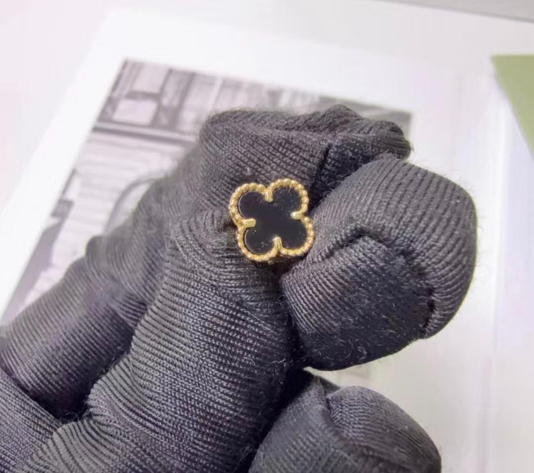 スウィート アルハンブラ ピアス カーネリアン 即購入OK