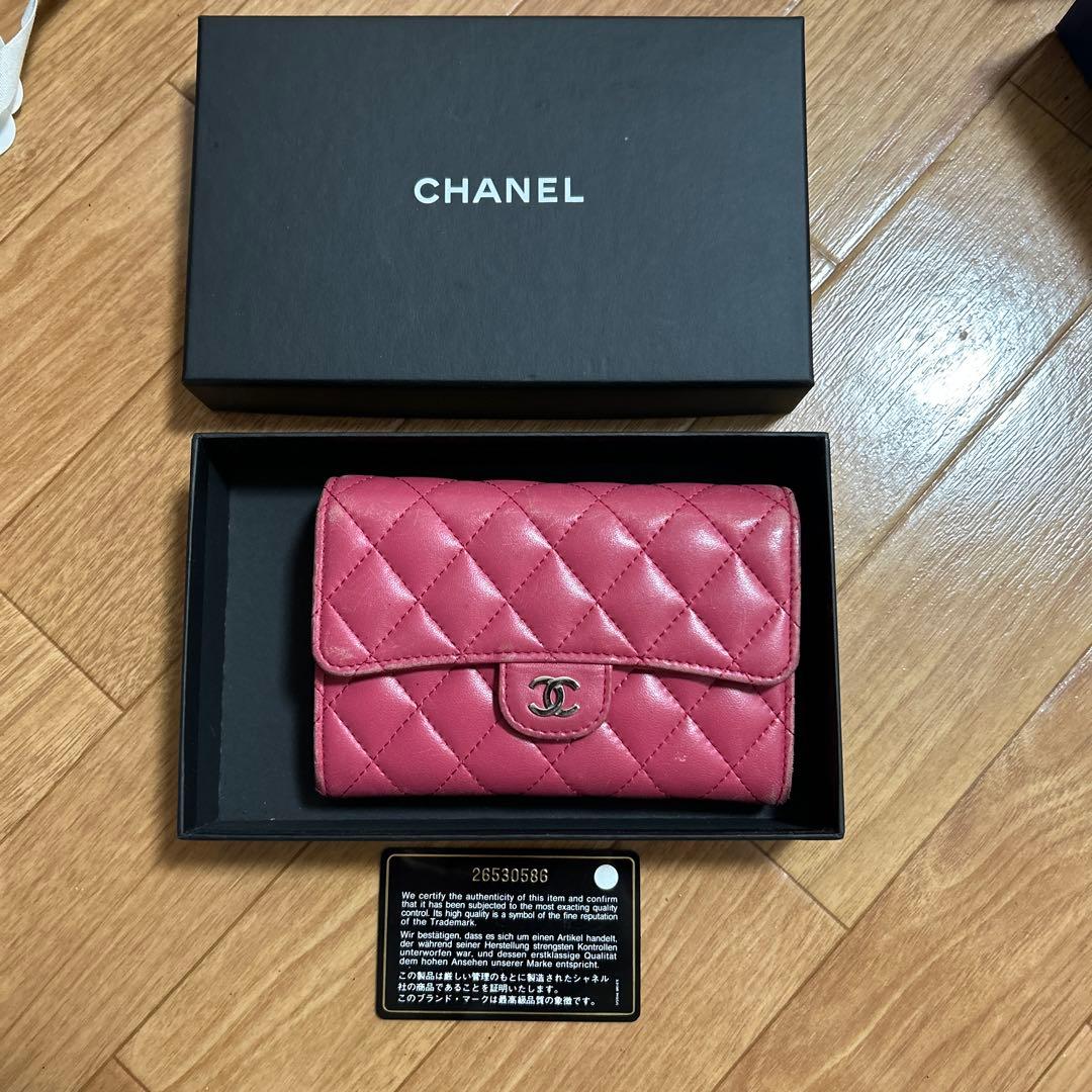 CHANEL キルティング 2つ折り財布 ピンク