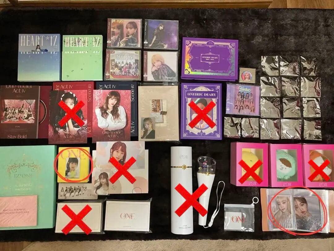 IZ*ONEまとめ売り　ペンライト・ファンクラブ限定マスコット・うちわなど