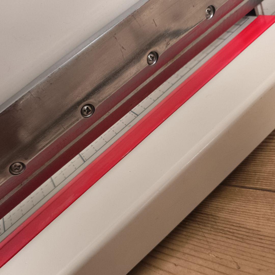 ダイシン商業　DS-858A4 17kg 裁断機　ペーパーカッター