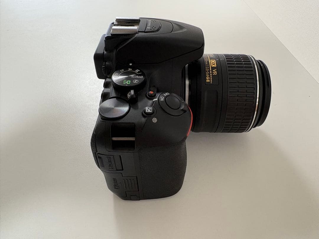 Nikon D5500 デジタル一眼レフカメラ ダブルズームキット