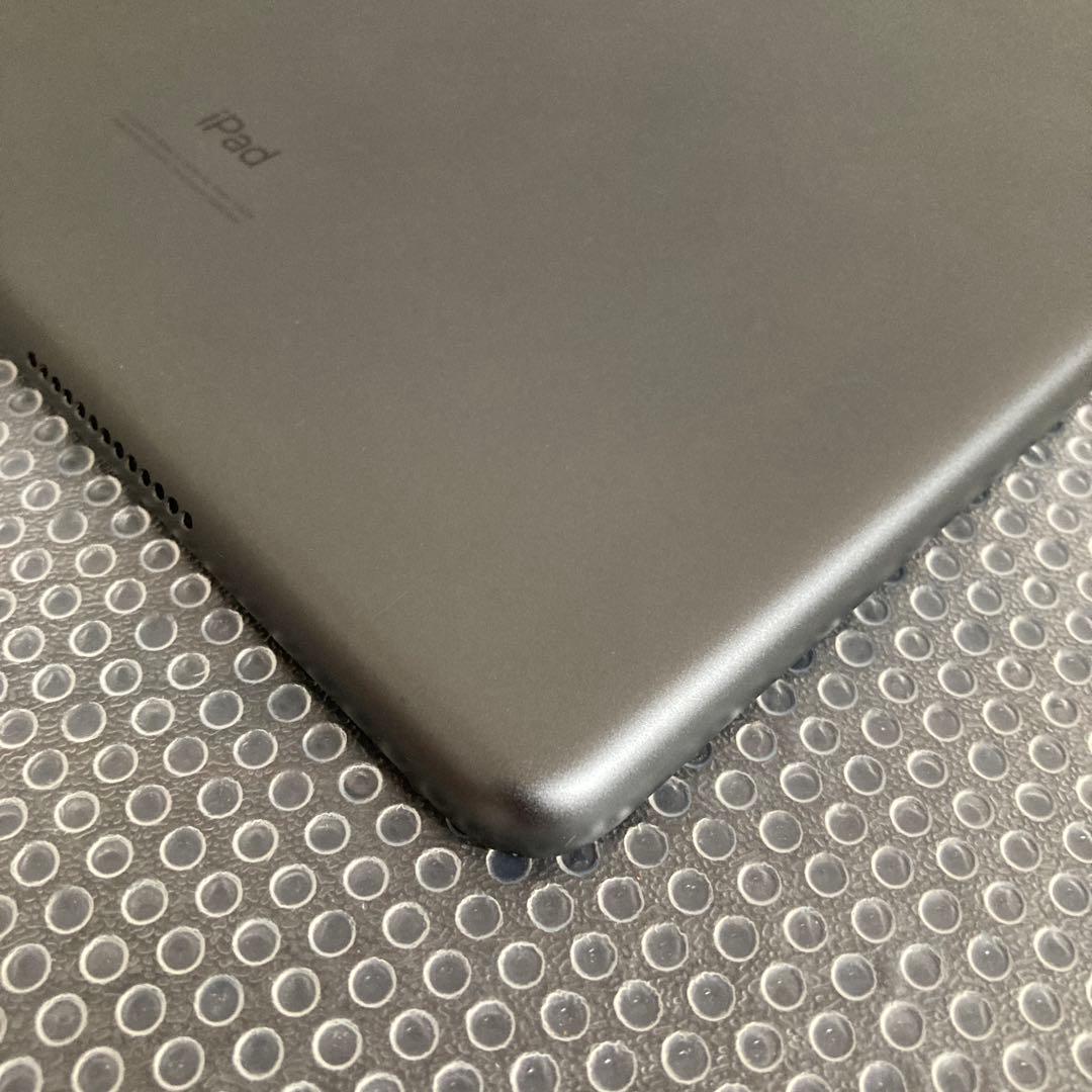 3583【早い者勝ち】iPad8 第8世代 32GB SIMフリー☆