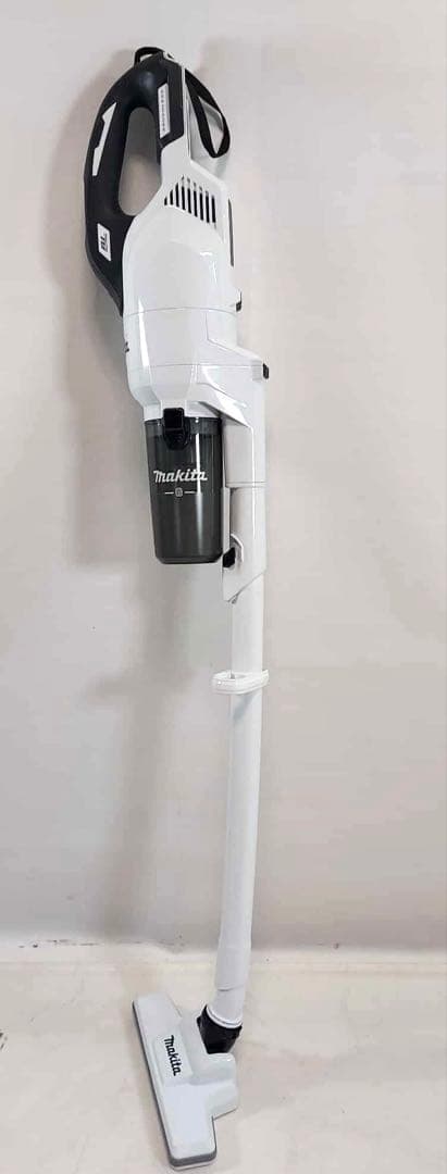 【ジャンク品】マキタ 充電式クリーナー 本体のみ CL286FD