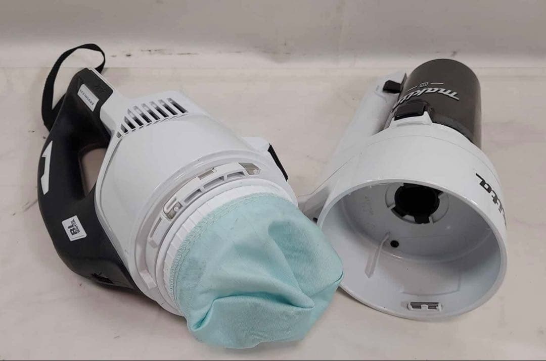 【ジャンク品】マキタ 充電式クリーナー 本体のみ CL286FD