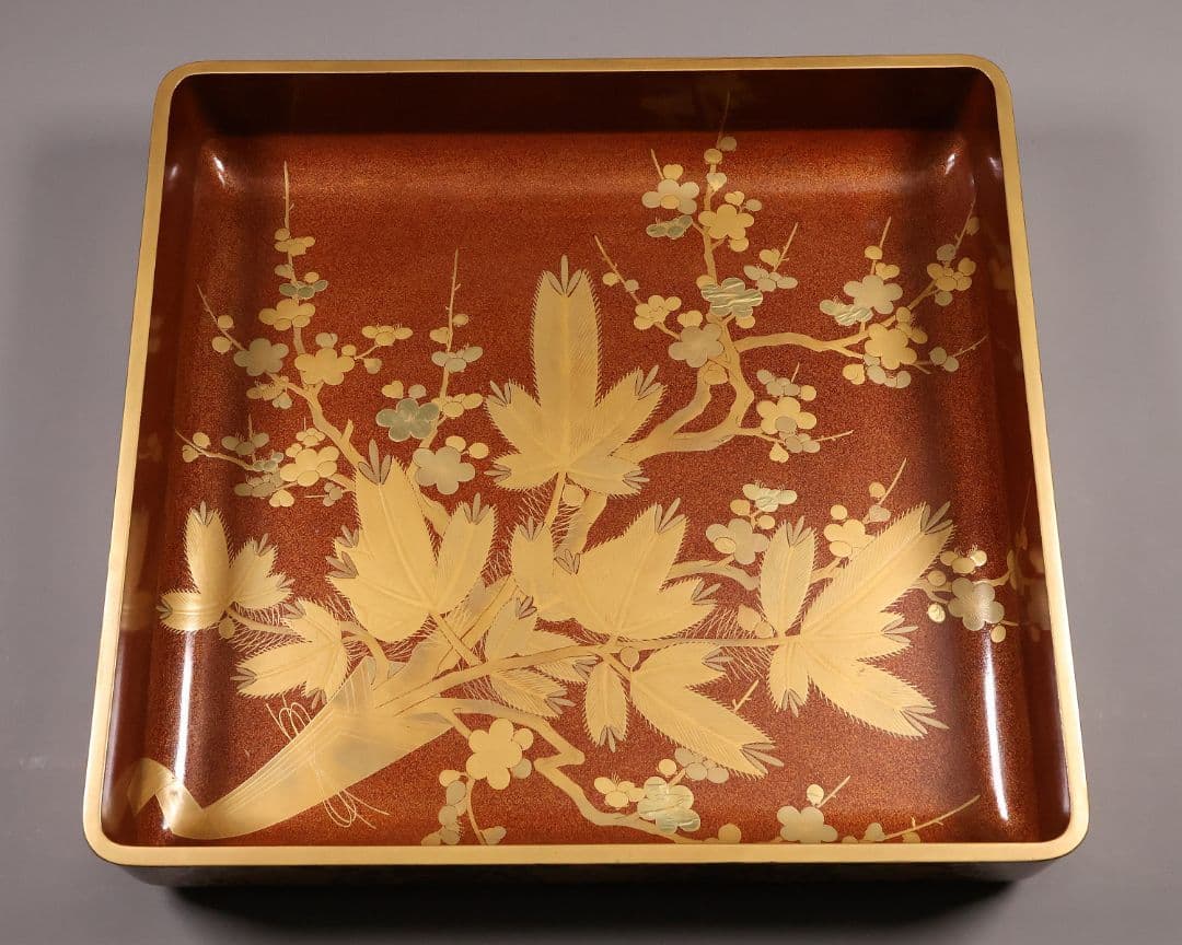 【MA797】時代木製漆器 梨子地 松梅・桔梗唐草 金蒔絵 呉服蓋 広蓋 広盆