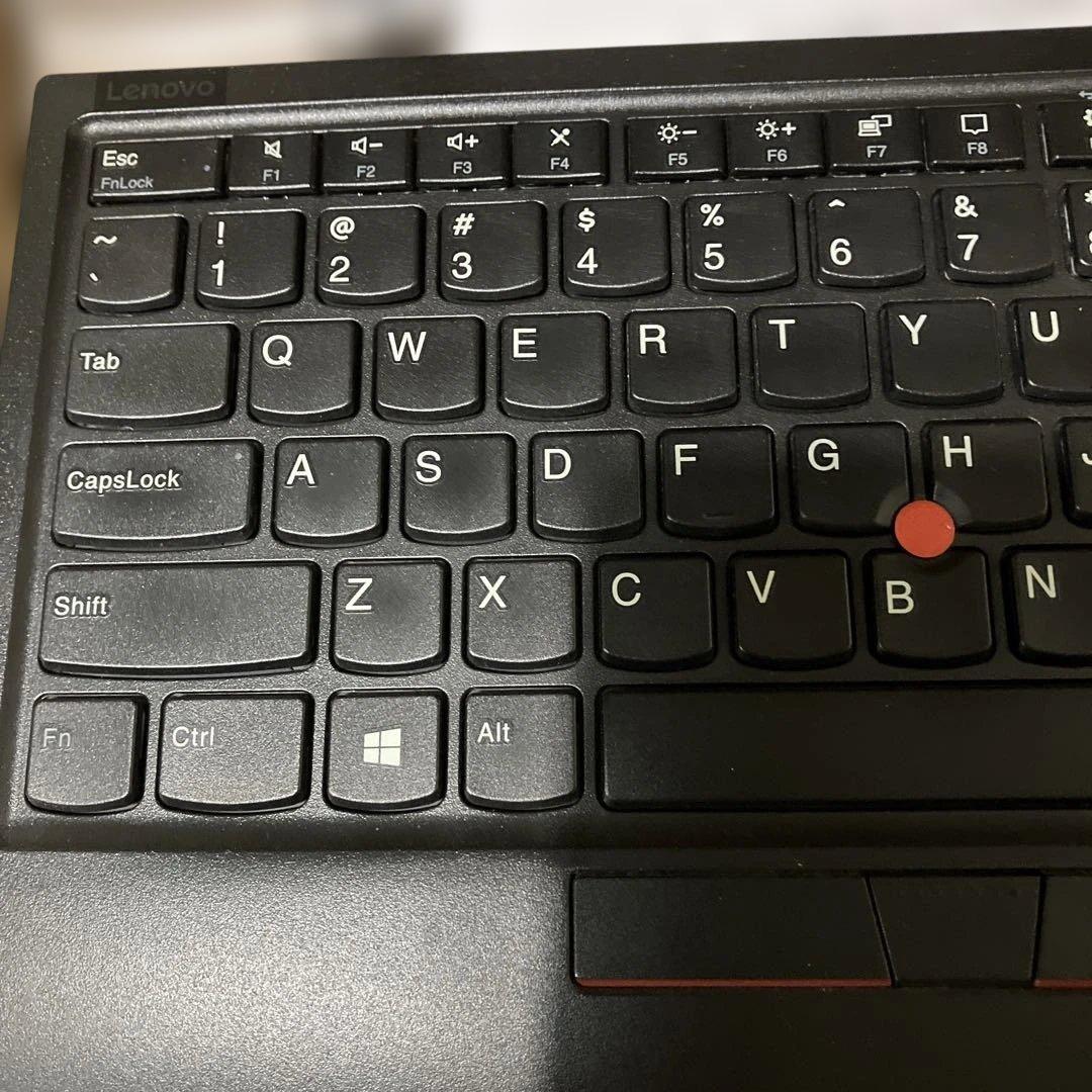 ほぼ新品 ThinkPad トラックポイント キーボード II – 英語