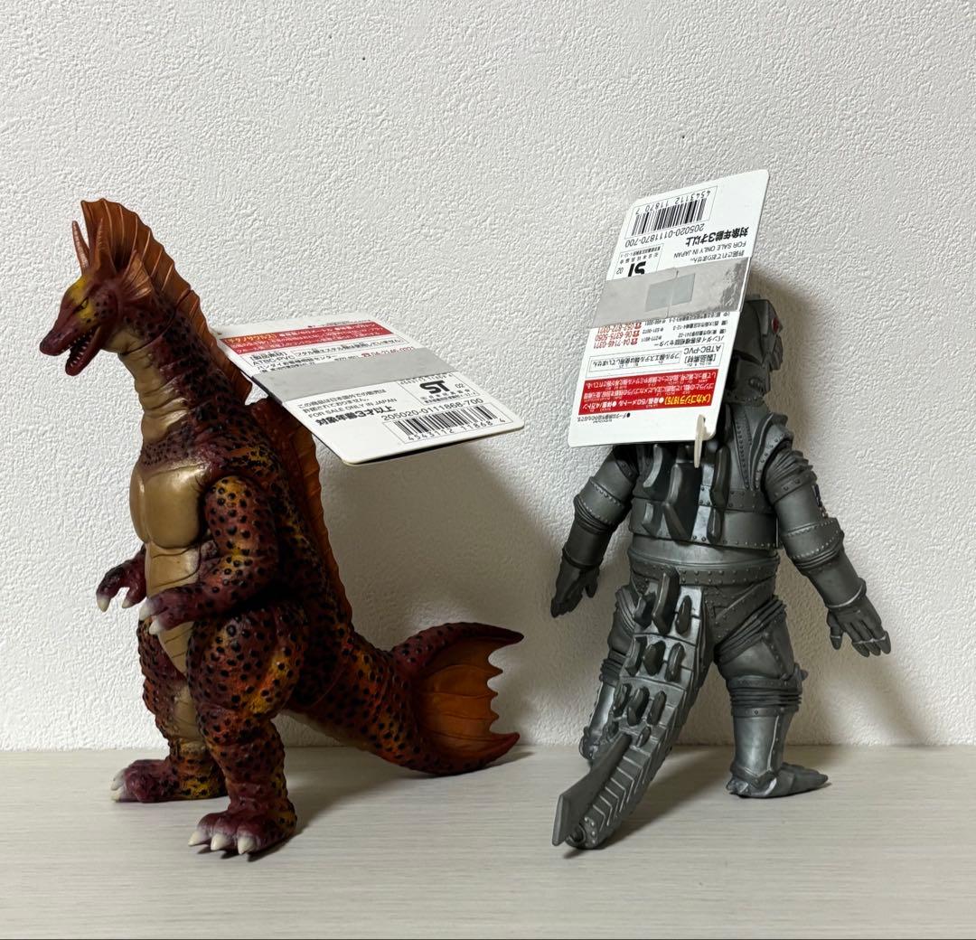 メカゴジラ1975 & チタノザウルス 2002年製　ゴジラ の逆襲　バンダイ