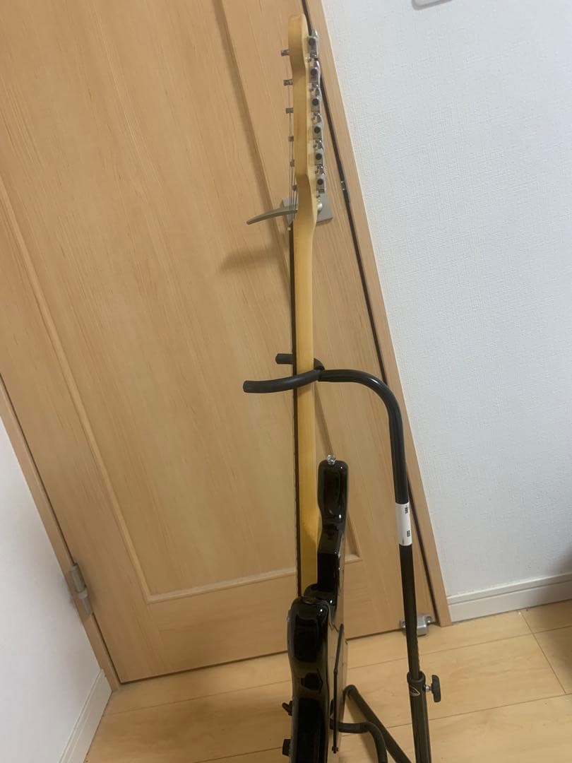 フェンダー風ストラトキャスタータイプのエレキギター