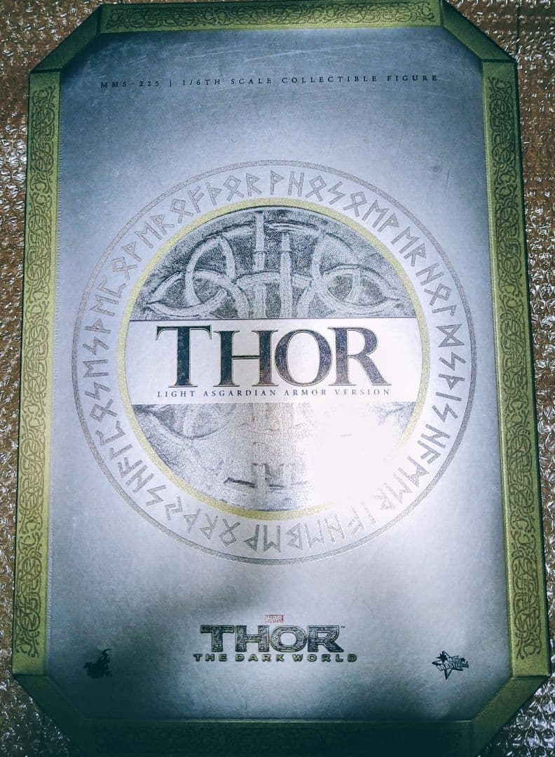 【欠品あり】hottoys マイティソー ダークワールド ライトアーマーver.