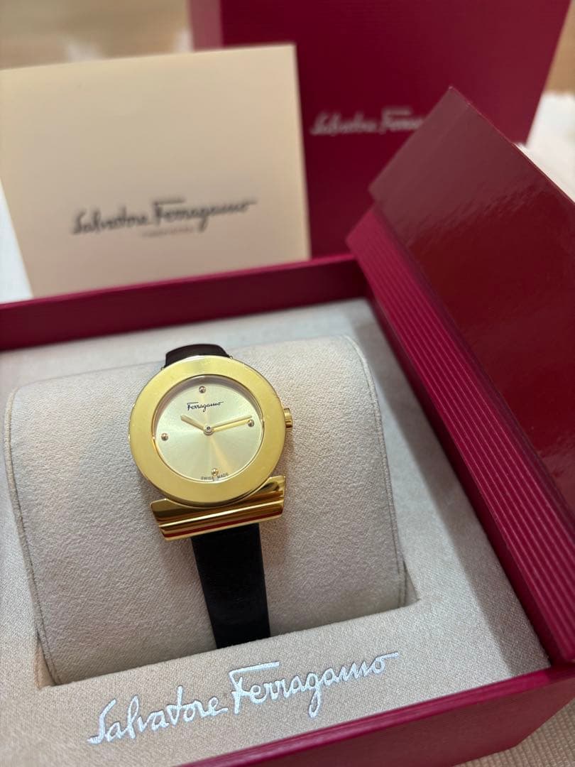 【美品】Salvatore Ferragamo フェラガモ腕時計