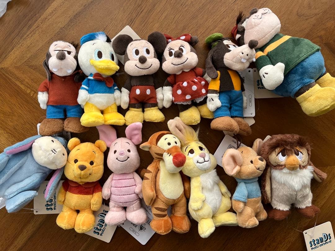 ディズニー　スタンディーズ　ディズニーストア　ぬいぐるみ　コンプリート