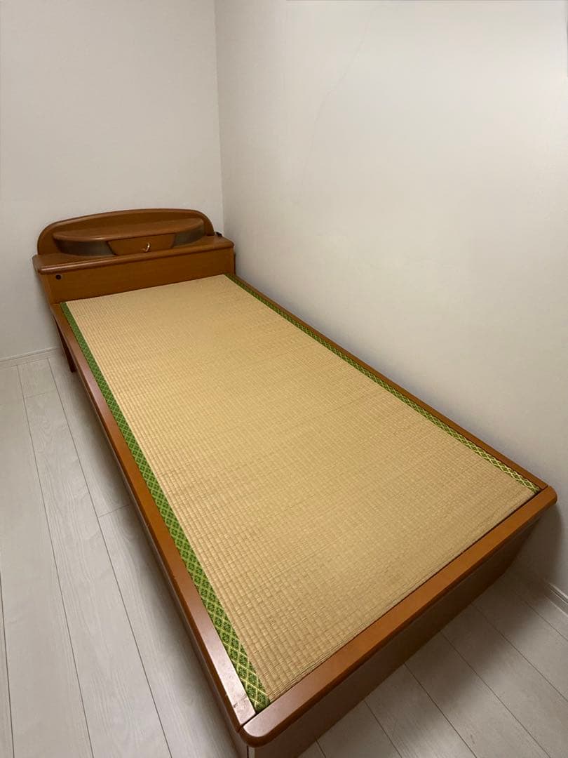 木製シングルベッド 引き出し付き 和風デザイン