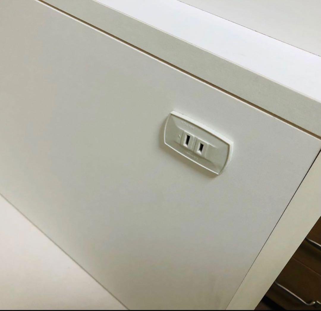 シングルベッド(ホワイト) 大容量収納・コンセント付き