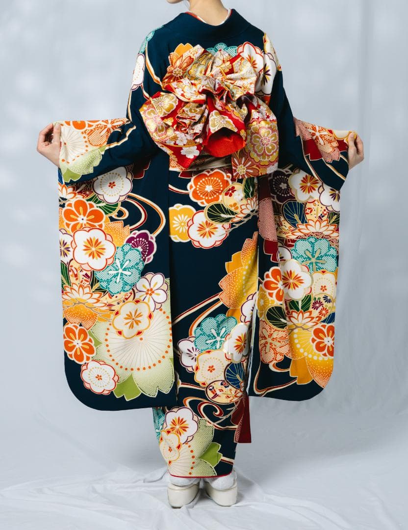 ≪美品≫ハナコさま専用　振袖、帯、帯締め、帯揚げ【603】