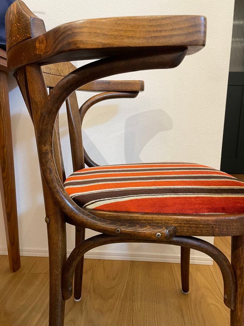 木製ヴィンテージチェア　ストライプ
