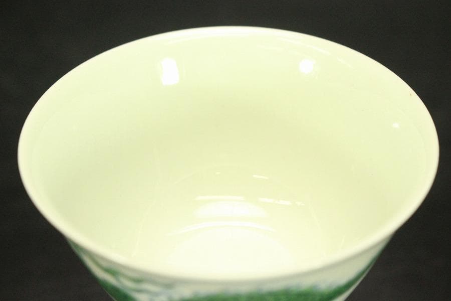 中国美術 緑釉 龍紋 高碗 成化年製 款(A898)
